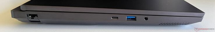 Left: Ethernet (2.5 GBit/s), USB-C 3.2 Gen 2 (10 GBit/s, DisplayPort 1.4a, 100-watt Power Delivery), USB-A 3.2 Gen 1 (5 GBit/s), 3.5 mm audio