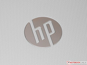 A silver HP branding...