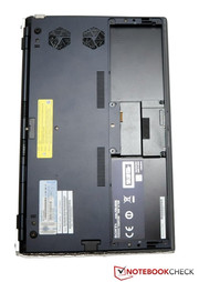 Eight screws have to be removed to access the battery.