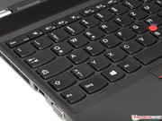 The keyboard convinces with its long drop and clear pressure point;...