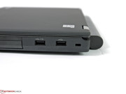 On the right side, both USB 2.0 ports have a lot of space.