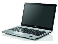 The Fujitsu Lifebook S935. Test model provided by Fujitsu.