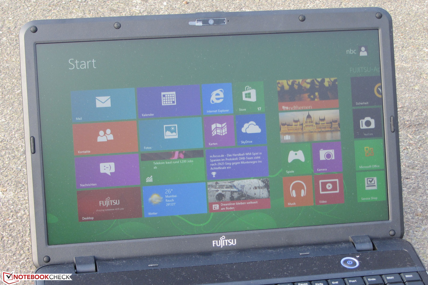 Review Fujitsu LifeBook A512 Notebook - NotebookCheck.net Reviews