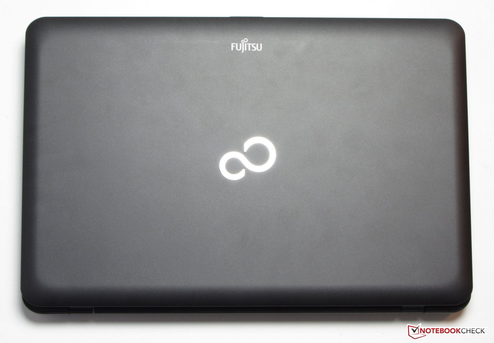 Review Fujitsu LifeBook A512 Notebook - NotebookCheck.net Reviews