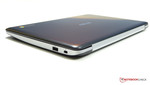 ASUS C200. Attractive from the rear quarter.