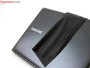 The brushed lid collects finger prints