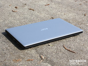 The Acer Aspire 5741G-334G50MN has a matte, patterned surface finish.