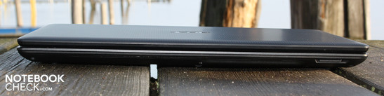 Front: Cardreader 2in1, SD, MMC