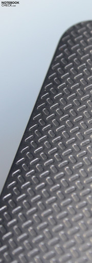 Acer 5552G-P344G50Mnkk: The plain and non-slip plastic appeals to the office user.