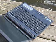 It works outdoors thanks to a matt display.