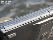 Instead there is an Easyport IV connector with a docking station.
