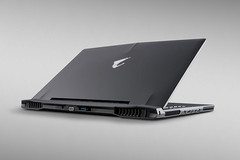Aorus X5 gaming laptop with NVIDIA GTX 965M SLI graphics