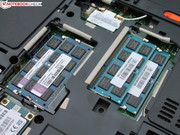 The V3-772G has four RAM slots and Acer equipped them all: 32 GB!