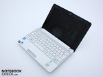 Asus Eee PC 1001P out in the snow