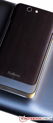 But even the smartphone alone is a very convincing device.