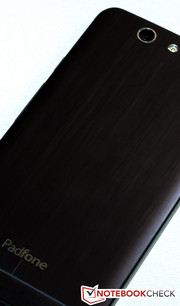 ...with the interesting choice of materials and the good build quality.