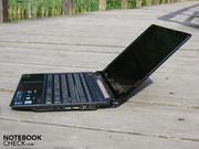 the lid's surface is brushed aluminum.