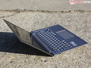 The 11.6 inch UX21E is the small version following the 13 inch UX31E.