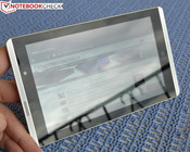 ...HP Slate 7 6100en VoiceTab is well-suited for outdoor use.