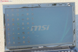 The MSI CX70 outdoors (shot taken in bright sunshine).