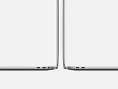 The 13 inch MacBOok Pro with four USB-C-Ports: The two ports on the right have reduced PCI Express bandwith.
