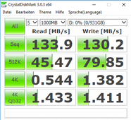 CrystalDiskMark: internal HDD