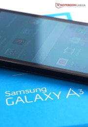 The screen convinces with its good color reproduction.