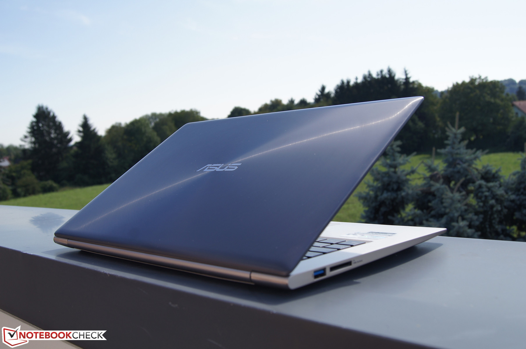 Asus zenbook ultra 7. Ноутбук ASUS ZENBOOK ux32a. Асус зенбук 32. ASUS ZENBOOK ux32 Core i7. ASUS model ux32a Notebook PC.