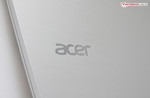 Acer continues the elegant design language in its small Aspire S7.