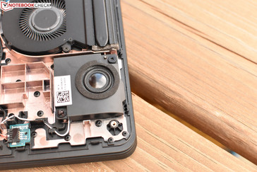 The small, bottom-mounted speakers