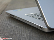 The massive 17-inch model, modestly named Inspiron 17...
