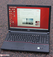 Fujitsu Lifebook E554 Notebook Review - NotebookCheck.net Fujitsu Lifebook E554 Notebook Review - NotebookCheck.net