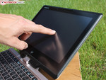 At an angle of more than 150 degrees, the display almost opens further on its own.