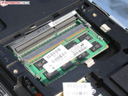Only one of the two SO-DIMM slots is in use.
