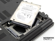 The 2.5 inch SATA HDD (7200 rpm) can easily be exchanged (caution: recovery partition).
