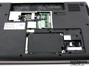 The HP G62-130EG with access panels removed.