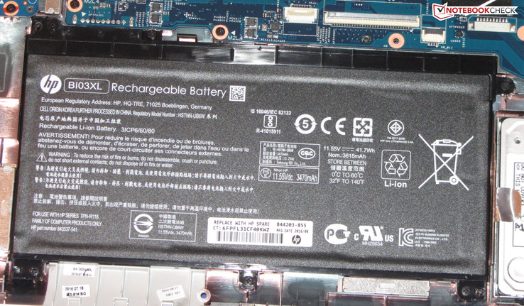 The battery has a capacity of 41.7 Wh.