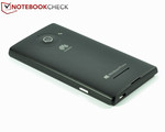 The back is comprised of matte-black, rubber-coated polycarbonate.