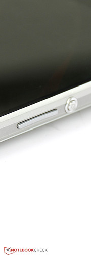 The design of the power button is typical for Sony.