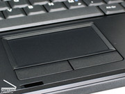 The touchpad of the 3414W works precise and is user-friendly. Its buttons have a short travel and are silent.