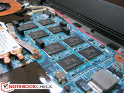 The Hynix RAM modules are soldered to the motherboard