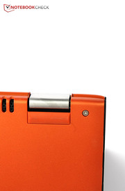 And the hinges find the right balance between stiff and smooth-running.