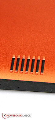 The speakers are loud but don't sound very good.