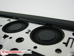 Dual 40 mm fans