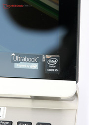 Toshiba fulfills the ultrabook specifications. But the convertible's weight of almost two kilograms is not exactly low for a 13.3-inch device.