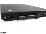 The optical drive can be quickly removed and replaced, for example, by another slide-in hard disk