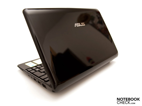 Asus Eee 1005PE's high-gloss display bezel
