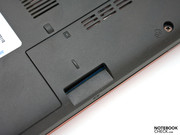 A 2-in-1 card reader tucked away under the front of the netbook.