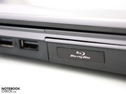 a (downward compatible) BluRay drive are installed ex-factory.