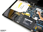 The 4 cell battery isn't particularly big and it's built-in.